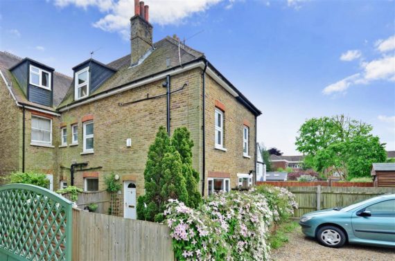 1&nbsp;Bedroom&nbsp;Detached